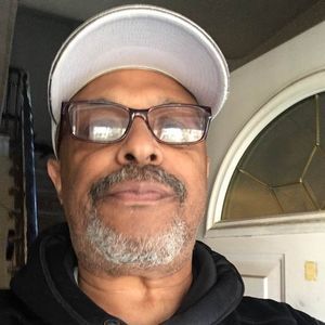 Meet your Posher, Raymond